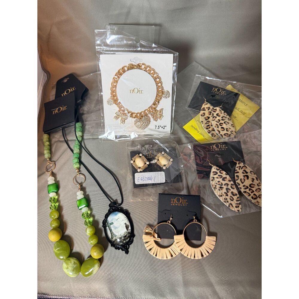 NEW nOir 7 Piece Jewelry Lot Earrings, Charm Bracelet, Necklaces Samples